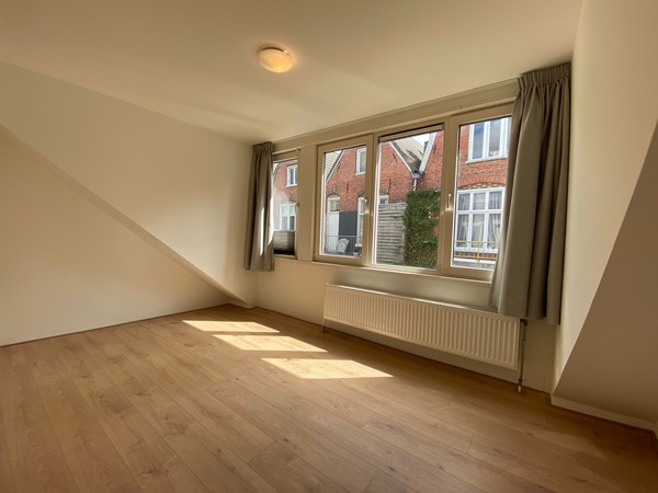Medium property photo - Van Julsinghastraat 27, 9724 LN Groningen